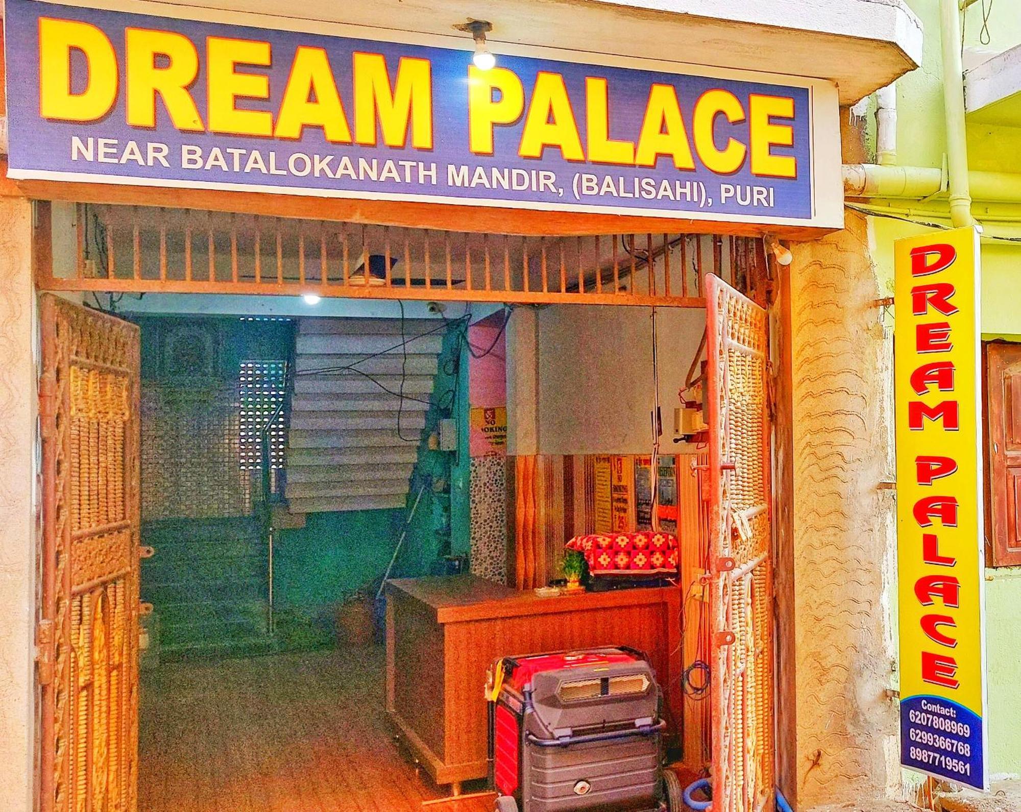 Hotel Dream Palace Purí Exteriér fotografie